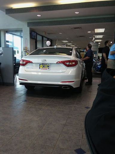 Hyundai Dealer «Vision Hyundai Rochester», reviews and photos, 2525 W Henrietta Rd, Rochester, NY 14623, USA