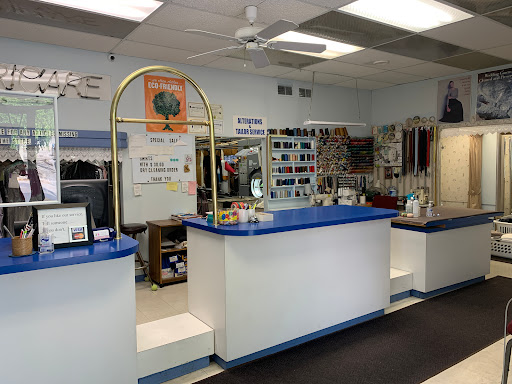 Dry Cleaner «Fabricare Cleaners», reviews and photos, 107 N Main St, Clawson, MI 48017, USA