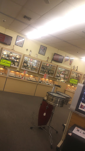 Pawn Shop «Peoples Pawn & Jewelry», reviews and photos, 2910 SW 30th Ave, Hallandale Beach, FL 33009, USA