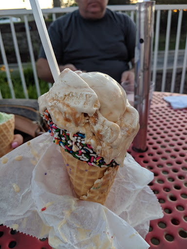 Ice Cream Shop «Oberweis Ice Cream and Dairy Store», reviews and photos, 925 IL-59, Bartlett, IL 60103, USA