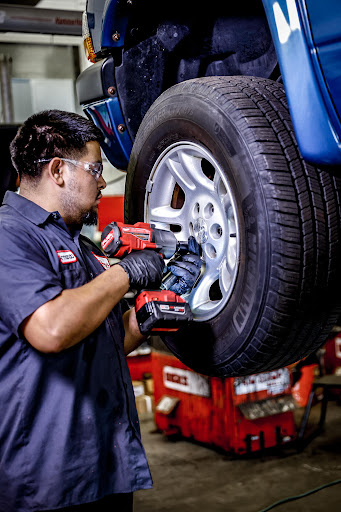 Car Repair and Maintenance «Pep Boys Auto Service & Tire», reviews and photos, 12251 La Mirada Blvd, La Mirada, CA 90638, USA