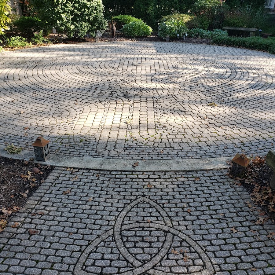 The Norma Stark Memory Garden and Labyrinth