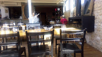 Atmosphère du Restaurant français Les Q Salés - Restaurant Bar Dégustation à Le Bois-Plage-en-Ré - n°19