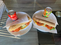 Hot-dog du Restaurant Afro-antillaise à Nandy - n°1