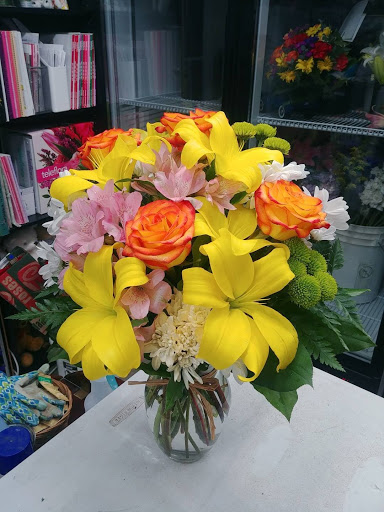 Gift Shop «Corona Florist», reviews and photos, 1258 Border Ave, Corona, CA 92882, USA