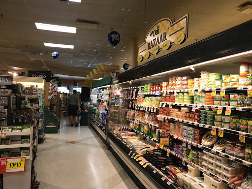 Grocery Store «Stop & Shop», reviews and photos, 11 Glen Ridge Rd, Greenwich, CT 06831, USA