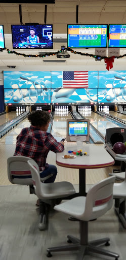 Bowling Alley «Al-Mar Lanes», reviews and photos, 1010 N Main St, Bowling Green, OH 43402, USA