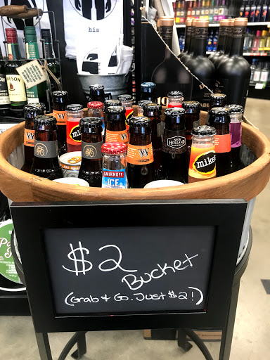 Liquor Store «Canby Liquor Store 122», reviews and photos, 426 NW 1st Ave, Canby, OR 97013, USA