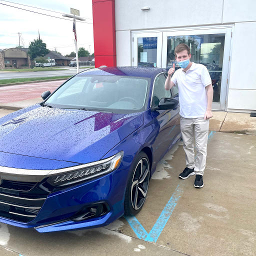 Car Dealer «Genthe Honda», reviews and photos, 15100 Eureka Rd, Southgate, MI 48195, USA