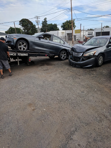 Auto Body Shop «Family Garage Auto Body», reviews and photos, 88 North Ave, Bridgeport, CT 06606, USA