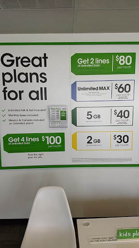 Cell Phone Store «Cricket Wireless Store», reviews and photos, 805 E McGalliard Rd, Muncie, IN 47303, USA