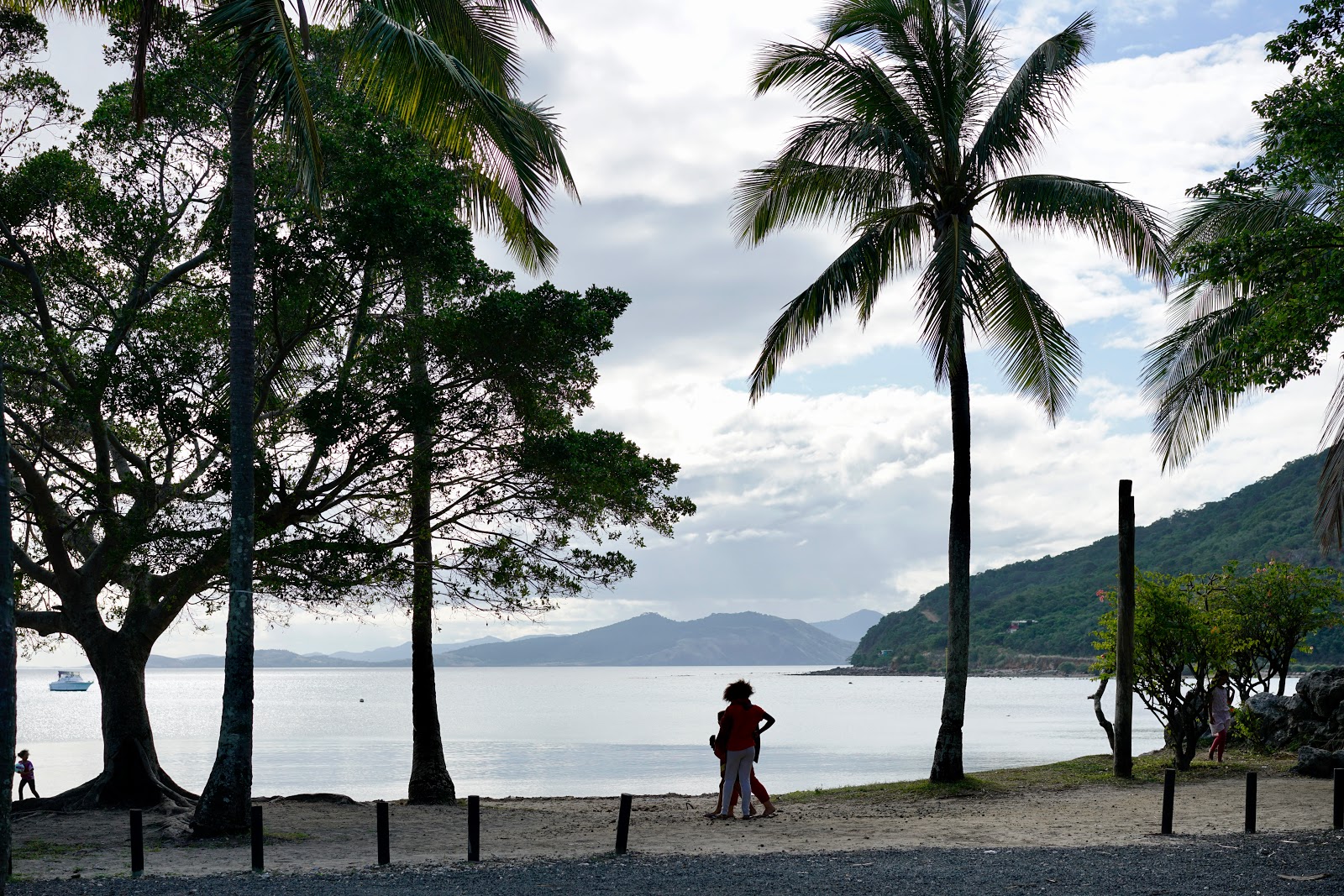Foto av Noumea Beach med hög nivå av renlighet