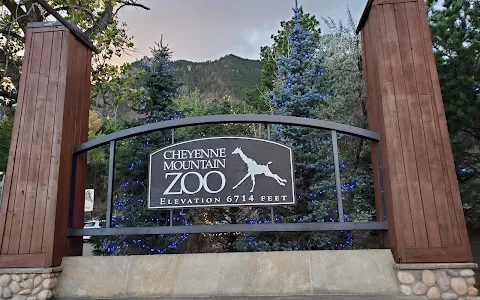 Cheyenne Mountain Zoo image