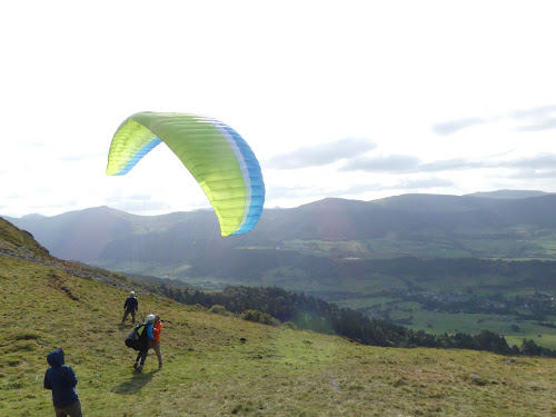 Ecole de Parapente Puy-Mary à Le Claux