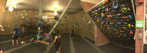 Rock Climbing Gym «Planet Granite», reviews and photos, 100 El Camino Real, Belmont, CA 94002, USA