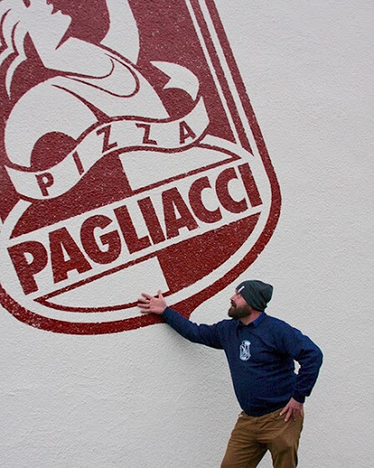 Pizza Delivery «Pagliacci Pizza», reviews and photos, 10200 Edmonds Way, Edmonds, WA 98020, USA