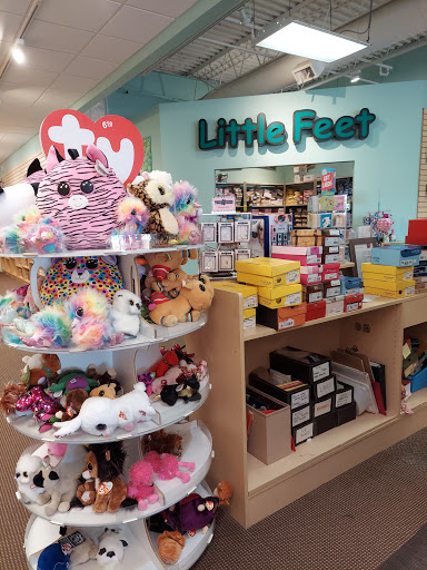 Shoe Store «Little Feet Childrens Shoes», reviews and photos, 12981 Ridgedale Dr, Minnetonka, MN 55305, USA