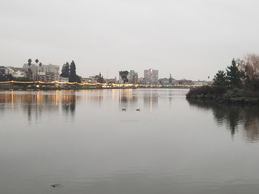 Convenience Store «Quik Stop», reviews and photos, 401 Merritt Ave, Oakland, CA 94610, USA