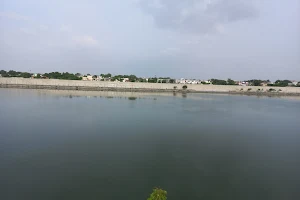 Usmanpura Riverfront image