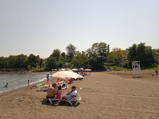 Besikduzu public beach