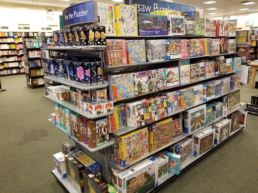 Book Store «Barnes & Noble», reviews and photos, 1758 S Val Vista Dr, Mesa, AZ 85204, USA