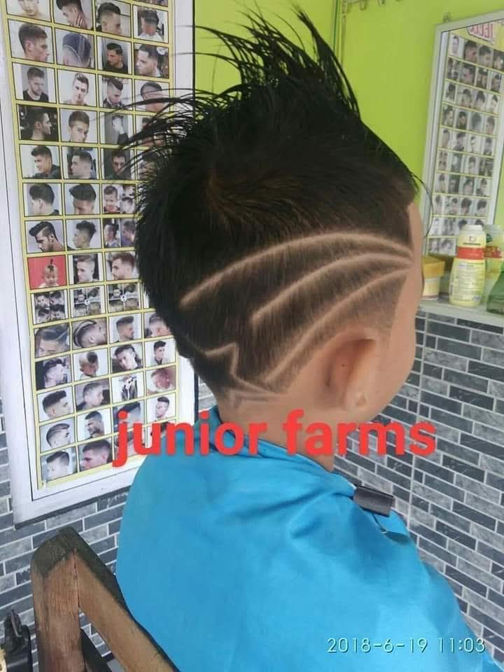 POTONG RAMBUT JELLO