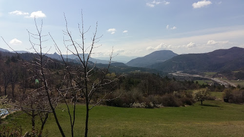 LES 3 FONTAINES à Clamensane