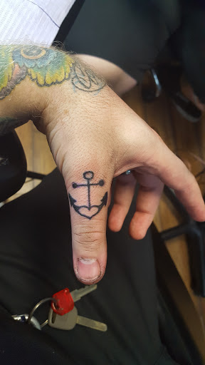 Tattoo Shop «Anchors Up Tattoo», reviews and photos, 720 E Eau Gallie Blvd, Melbourne, FL 32937, USA