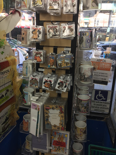 Pet Supply Store «Petland Discounts - Brighton Beach», reviews and photos, 416 Brighton Beach Ave, Brooklyn, NY 11235, USA