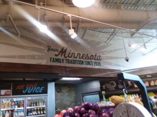 Grocery Store «Lunds & Byerlys Downtown Minneapolis», reviews and photos, 1201 Hennepin Ave, Minneapolis, MN 55403, USA