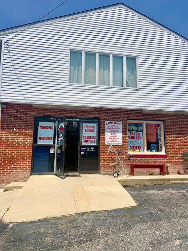 Tack Shop «Harford Crabbing & Tackle Supplies», reviews and photos, 3940 Conowingo Rd, Darlington, MD 21034, USA