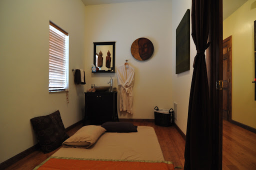 Day Spa «Chi Spa», reviews and photos, 2415 N Dixie Hwy, Wilton Manors, FL 33305, USA