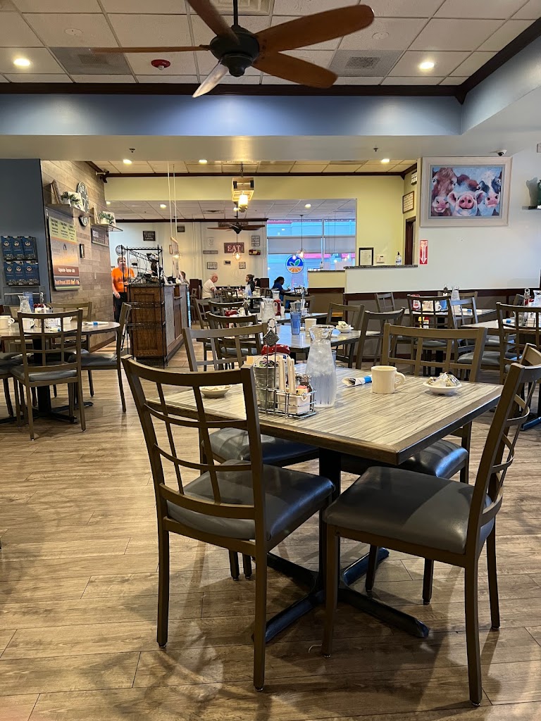 Blueberry Hill Cafe 60477