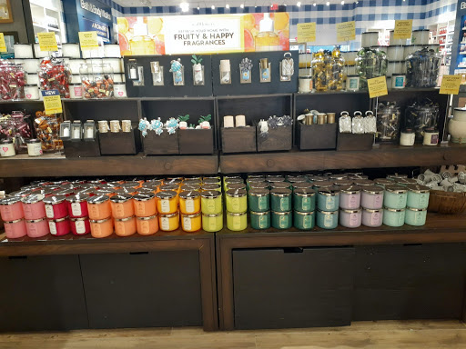 Outlet Mall «Tanger Outlet Locust Grove», reviews and photos, 1000 Tanger Dr, Locust Grove, GA 30248, USA