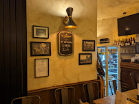 Atmosphère du Restaurant français L'Île aux Singes à Paris - n°10