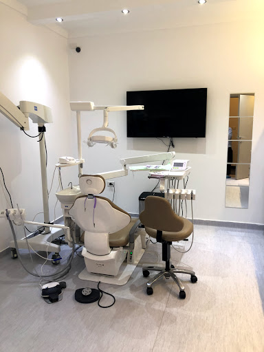 Neoliva Dental Clinic - Dr. Roufaida Attia