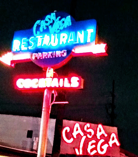 Car Wash «Ventura Car Wash», reviews and photos, 13320 Ventura Blvd, Sherman Oaks, CA 91423, USA