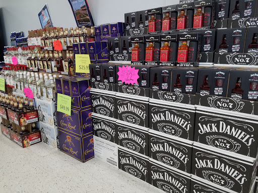 Liquor Store «Armanetti Wine and Liquor», reviews and photos, 4001 W Algonquin Rd, Rolling Meadows, IL 60008, USA