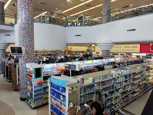 Drug Store «Walgreens», reviews and photos, 501 Collins Ave, Miami Beach, FL 33139, USA