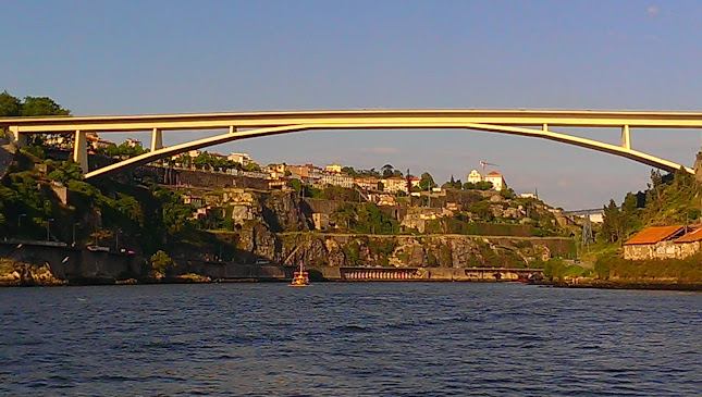 Avaliações doVia D'Ouro-Empreendimentos Turisticos, Lda. em Porto - Agência de viagens