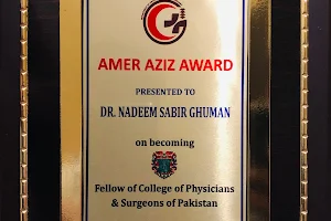 Dr.Nadeem Ghuman Orthopaedic and spine surgeon. image