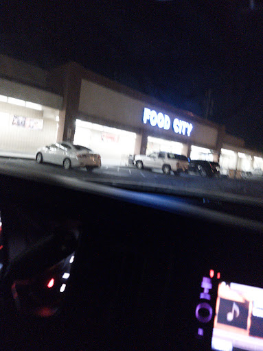 Grocery Store «Food City», reviews and photos, 12321 NW Grand Ave, El Mirage, AZ 85335, USA