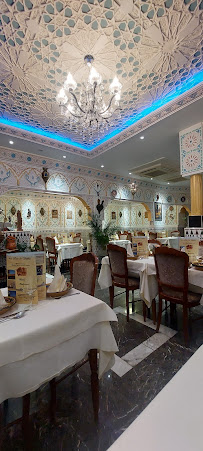 Atmosphère du Restaurant marocain La Rose Des Sables à Conflans-Sainte-Honorine - n°9