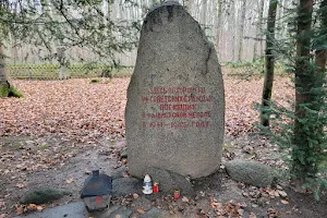 NS-Gedenkstätte im Gremberger Wäldchen image