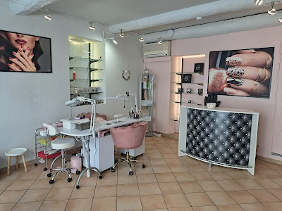 Geny Relook ongles beauté à Orange