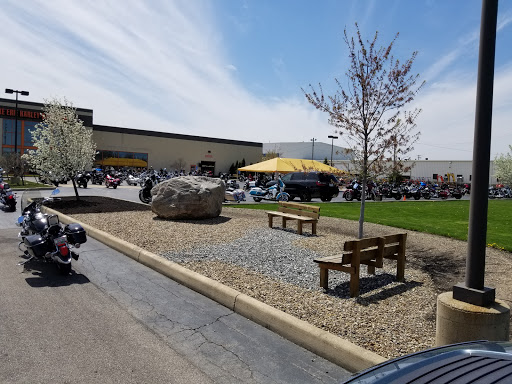 Harley-Davidson Dealer «Lake Erie Harley-Davidson», reviews and photos, 38401 Chester Rd, Avon, OH 44011, USA