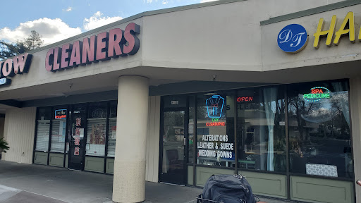 Dry Cleaner «Davis Cleaners», reviews and photos, 640 W Covell Blvd # I, Davis, CA 95616, USA
