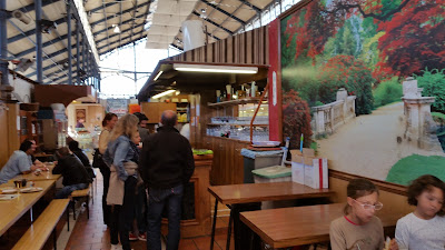Aux forts des halles à Niort