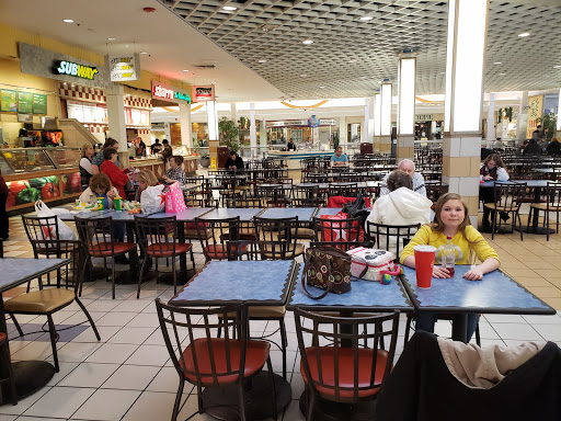 Shopping Mall «St. Clair Square», reviews and photos, 134 St Clair Square, Fairview Heights, IL 62208, USA