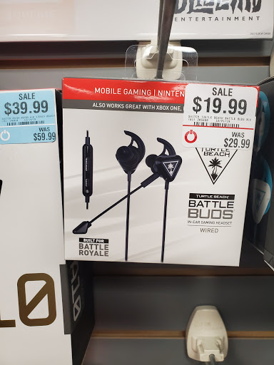 Video Game Store «GameStop», reviews and photos, 1301 E Debbie Ln STE 101, Mansfield, TX 76063, USA